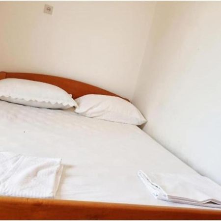Apartmanibeta Stara Novalja Luaran gambar