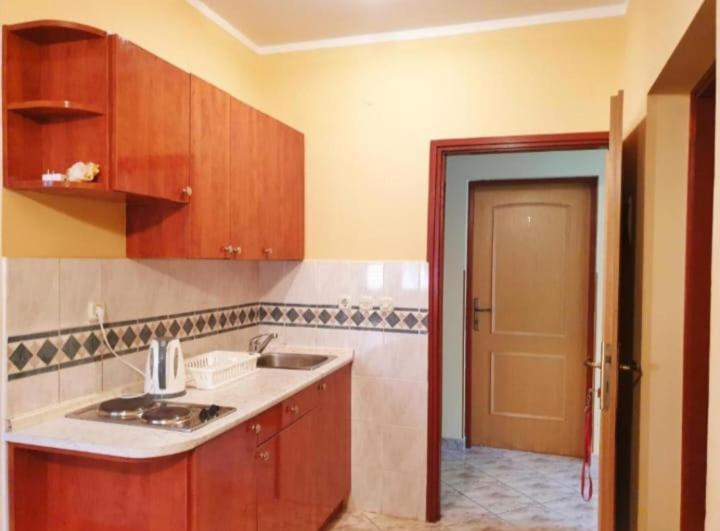 Apartmanibeta Stara Novalja Luaran gambar