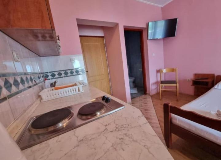 Apartmanibeta Stara Novalja Luaran gambar
